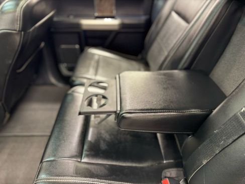 Used 2019 Ford F250 Lariat image 48