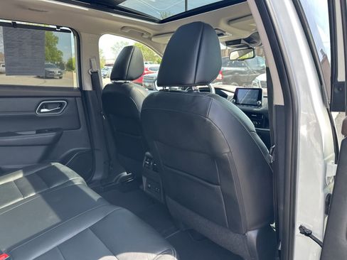 Used 2021 Nissan Rogue SL AWD/4WD image 29