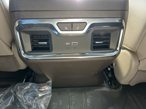 New 2026 GMC Sierra 1500 SLT w/ SLT Convenience Package AWD/4WD image 38
