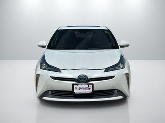 Used 2022 Toyota Prius Limited w/ Premium Convenience Package FWD video 2