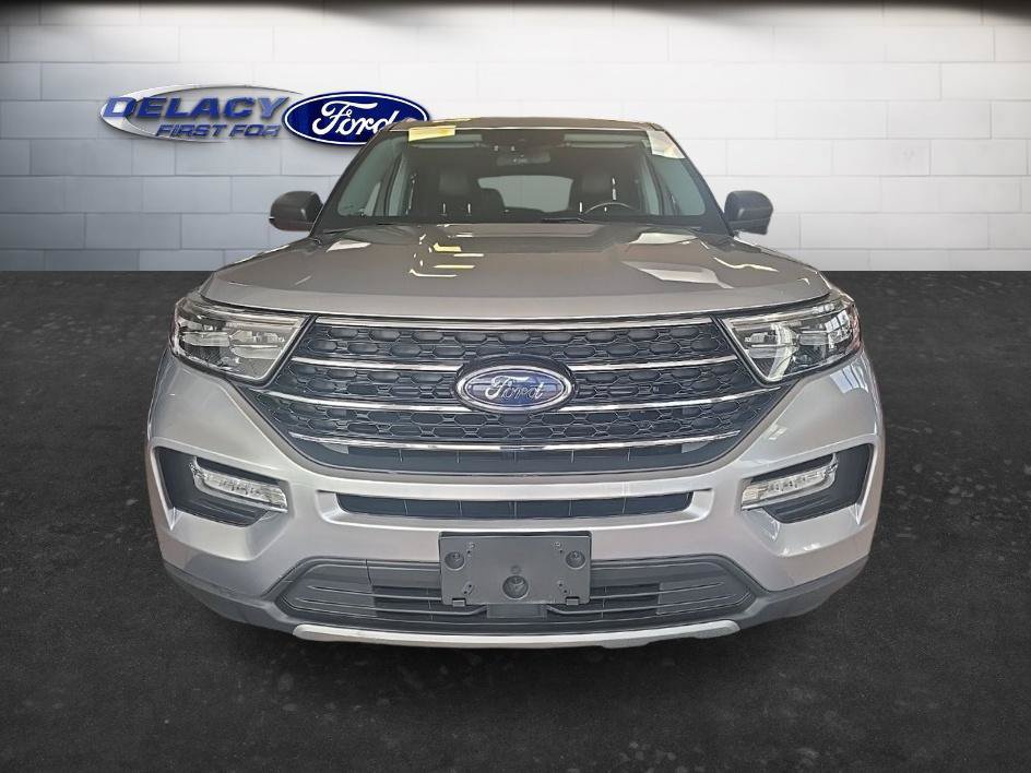 Used 2021 Ford Explorer XLT w/ Equipment Group 202A AWD/4WD image 10