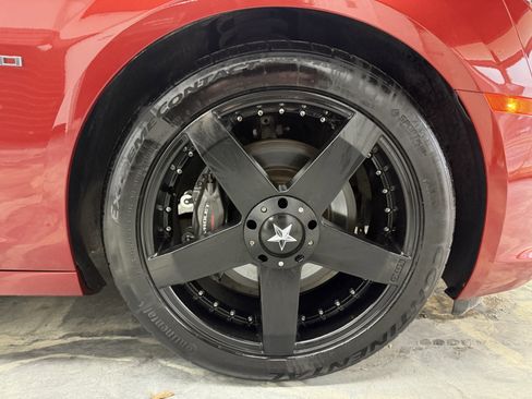 Used 2014 Chevrolet Camaro SS image 24