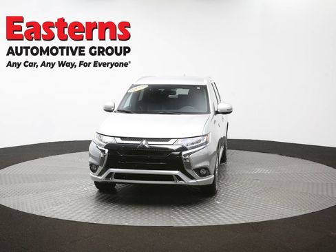 Used 2022 Mitsubishi Outlander LE image 54