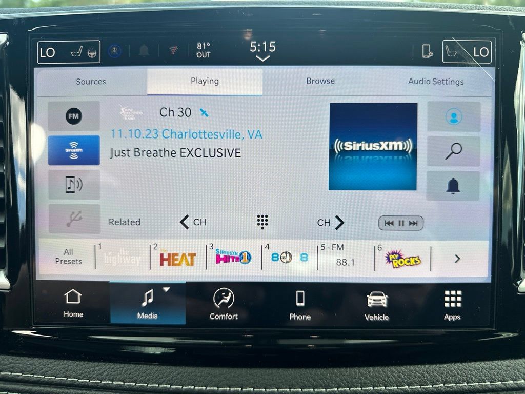 New 2027 Chrysler Pacifica Select AWD/4WD image 19