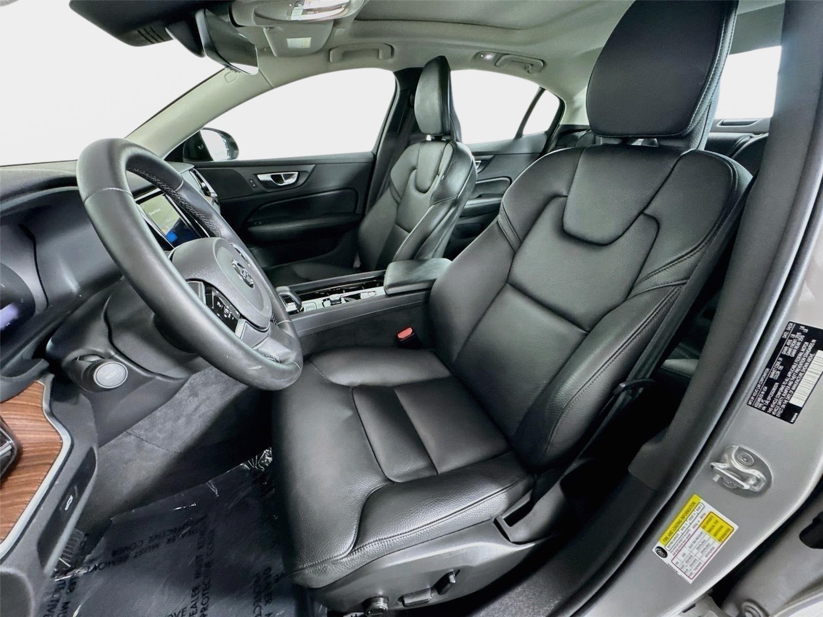 Used 2025 Volvo S60 B5 Plus FWD image 11