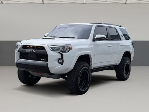 Used 2023 Toyota 4Runner TRD Off-Road Premium w/ Moonroof Package AWD/4WD image 5