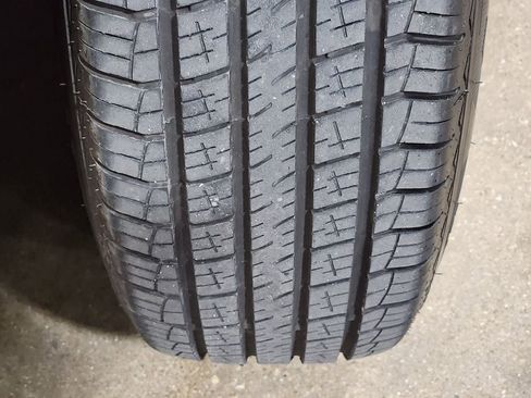 Used 2022 Chevrolet Trax LS w/ Tint and Cruise Package image 29