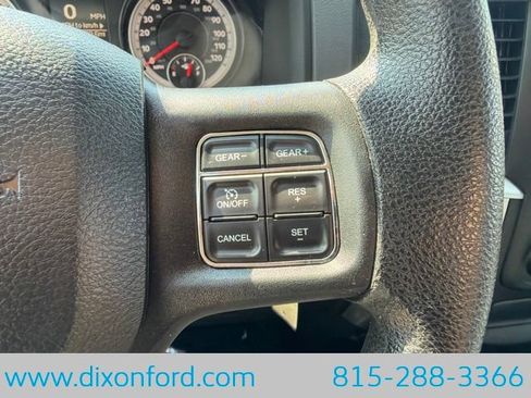 Used 2016 RAM 1500 Classic SLT AWD/4WD image 14