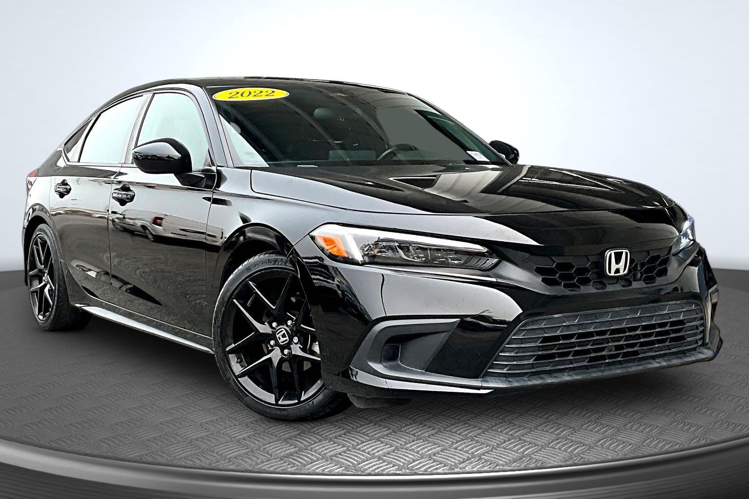 Used 2022 Honda Civic Sport image 2