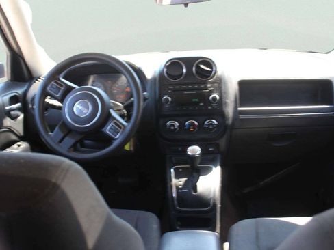 Used 2014 Jeep Patriot Sport w/ Power Value Group AWD/4WD image 8
