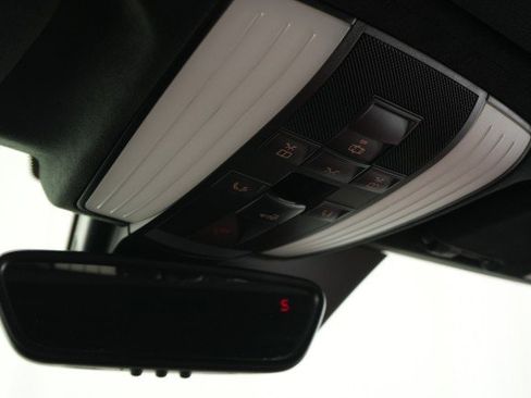 Used 2018 Mercedes-Benz AMG GT Roadster image 47