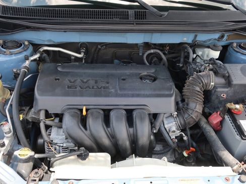 Used 2006 Toyota Matrix XR FWD image 34