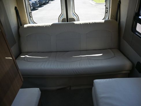 Used 2014 Mercedes-Benz Sprinter 3500 image 18