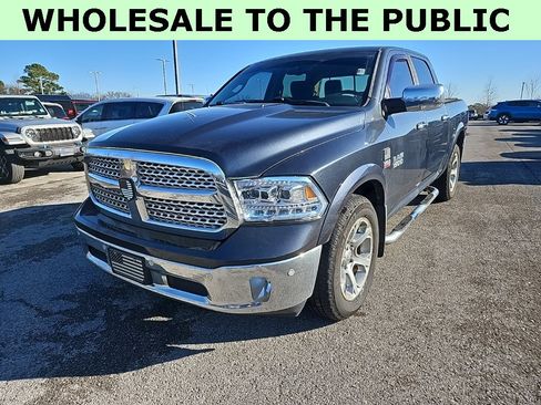 Used 2016 RAM 1500 Laramie w/ Convenience Group image 3