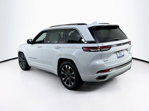 Used 2022 Jeep Grand Cherokee Overland AWD/4WD image 7