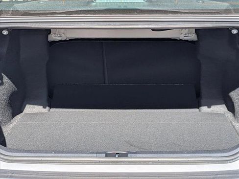 Used 2025 Toyota Camry SE image 6