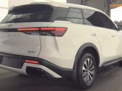 Certified 2023 INFINITI QX60 Pure FWD image 5