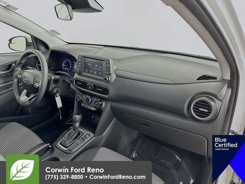 Used 2021 Hyundai Kona SE image 29