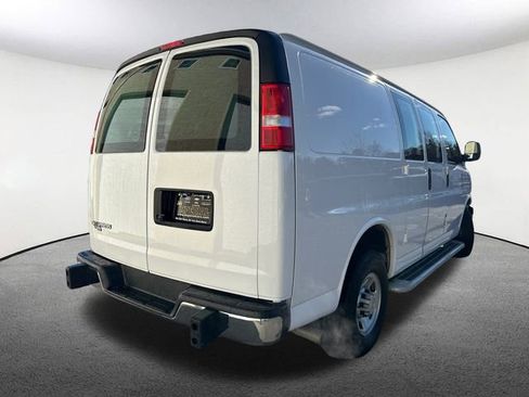 Used 2024 Chevrolet Express 2500 w/ Driver Convenience Package image 15