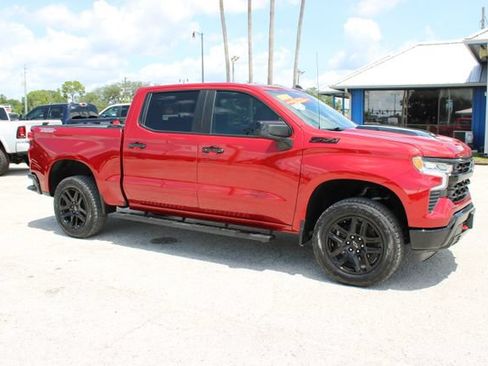 Used 2024 Chevrolet Silverado 1500 LT Trail Boss w/ Convenience Package II AWD/4WD image 15
