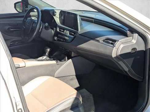 Used 2022 Lexus ES 350 w/ Premium Package image 22