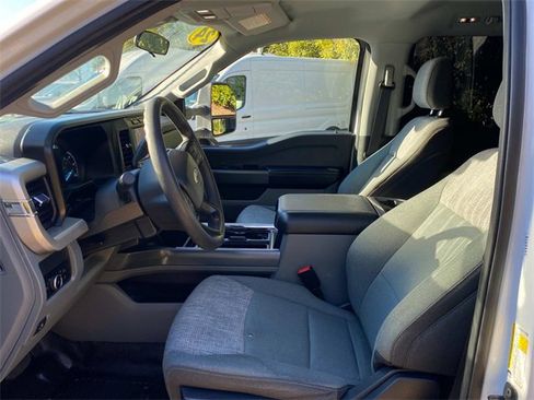 Used 2024 Ford F350 XLT w/ FX4 Off-Road Package image 11
