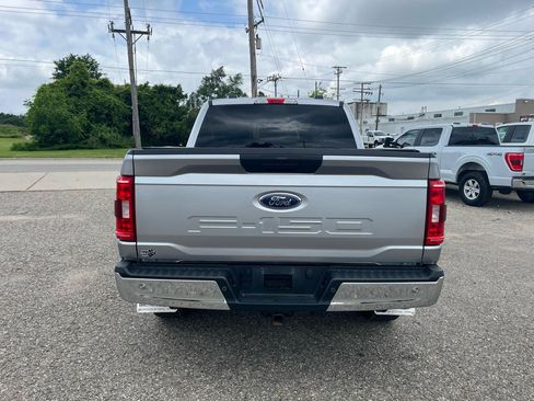 Used 2022 Ford F150 XLT AWD/4WD image 4
