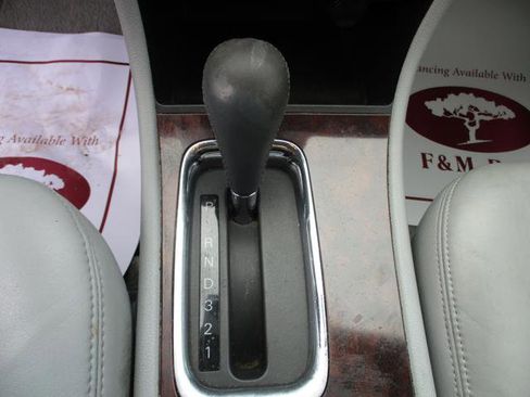 Used 2007 Buick LaCrosse CXL w/ Chromed Appearance Package image 7