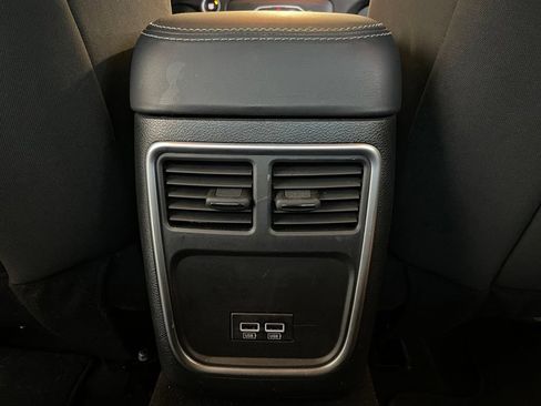 Used 2023 Dodge Charger SXT RWD image 29