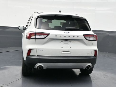 Used 2021 Ford Escape SEL w/ Technology Package image 4