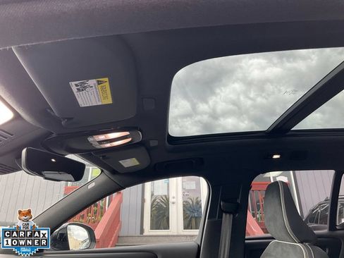 Used 2022 Volvo XC40 P8 Recharge Plus AWD/4WD image 22