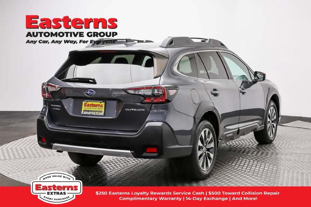 Used 2023 Subaru Outback Limited AWD/4WD image 6