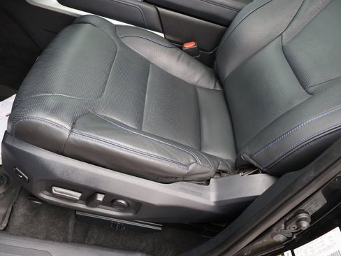 Used 2022 Toyota Tundra Platinum image 43