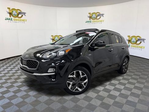 Certified 2022 Kia Sportage EX w/ EX Technology Package image 4