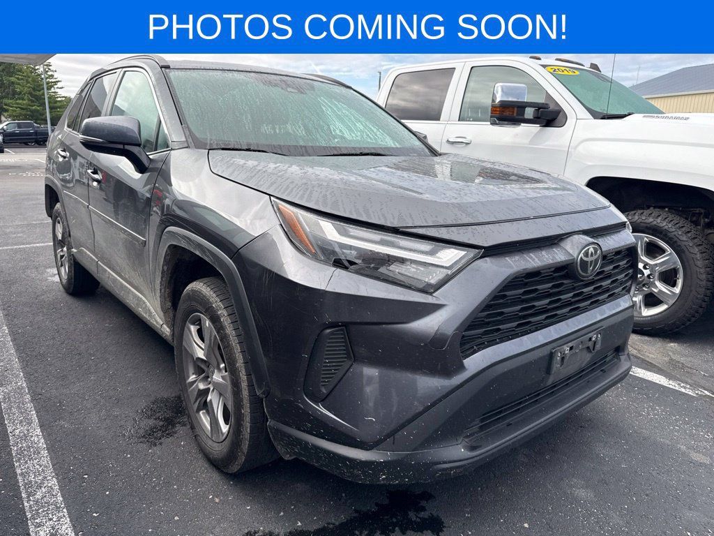 Used 2023 Toyota RAV4 XLE w/ XLE Grade Weather Package AWD/4WD image 1