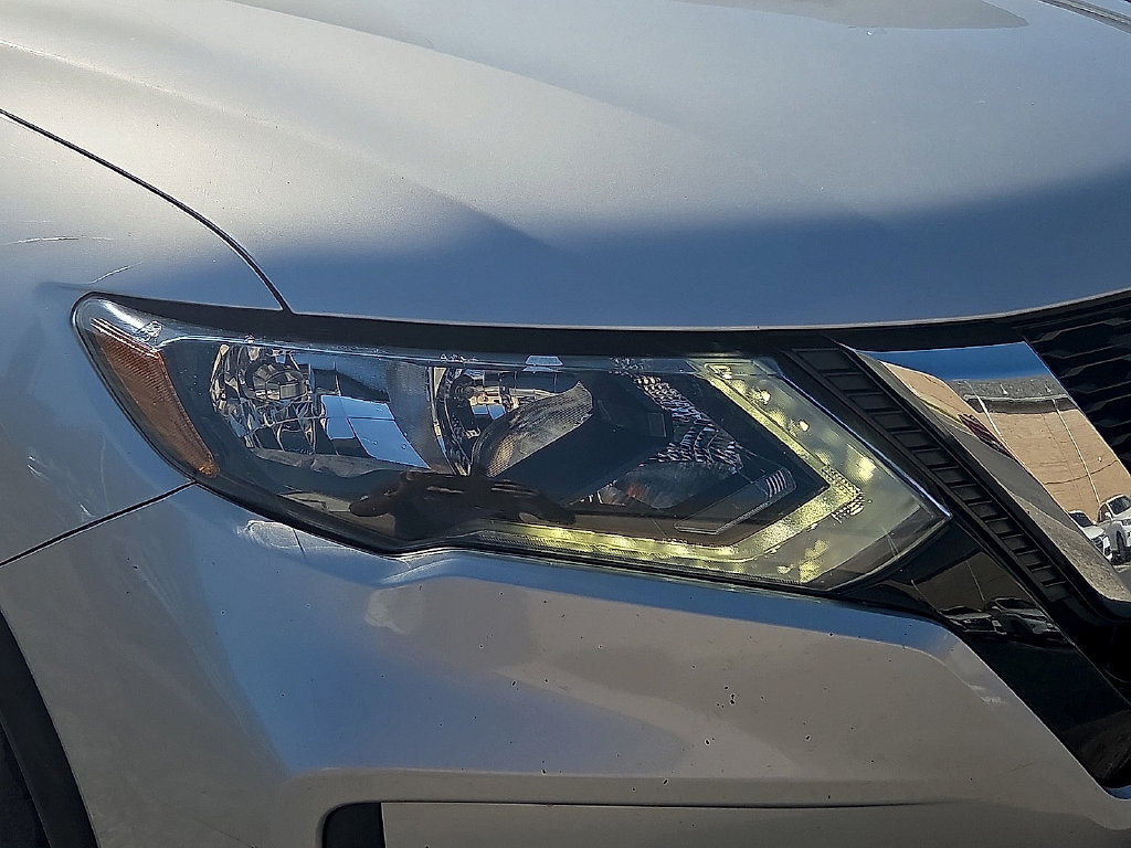 Used 2019 Nissan Rogue SL FWD image 7