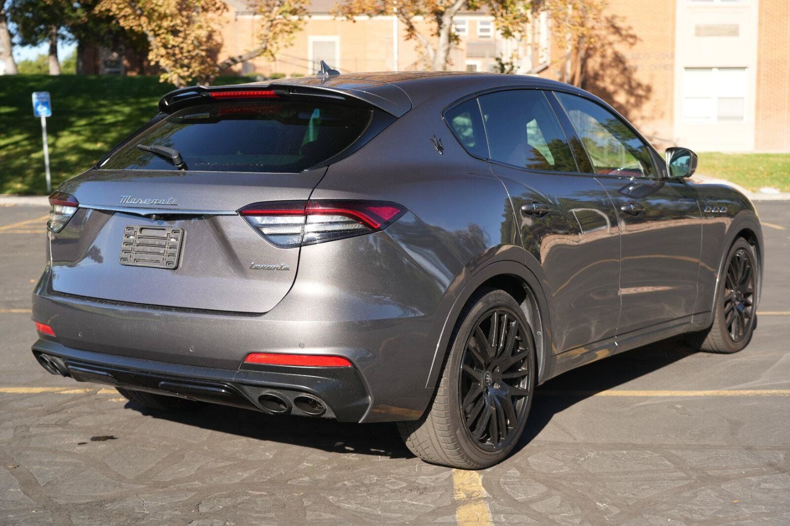 Used 2023 Maserati Levante Modena AWD/4WD image 5