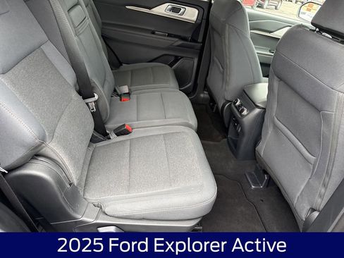 Used 2025 Ford Explorer Active image 14