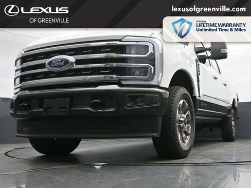 Used 2025 Ford F250 King Ranch w/ FX4 Off-Road Package AWD/4WD image 37