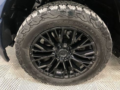 Used 2022 RAM 1500 Limited w/ Night Edition AWD/4WD image 28