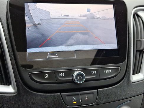 Used 2024 Chevrolet Malibu LT image 18