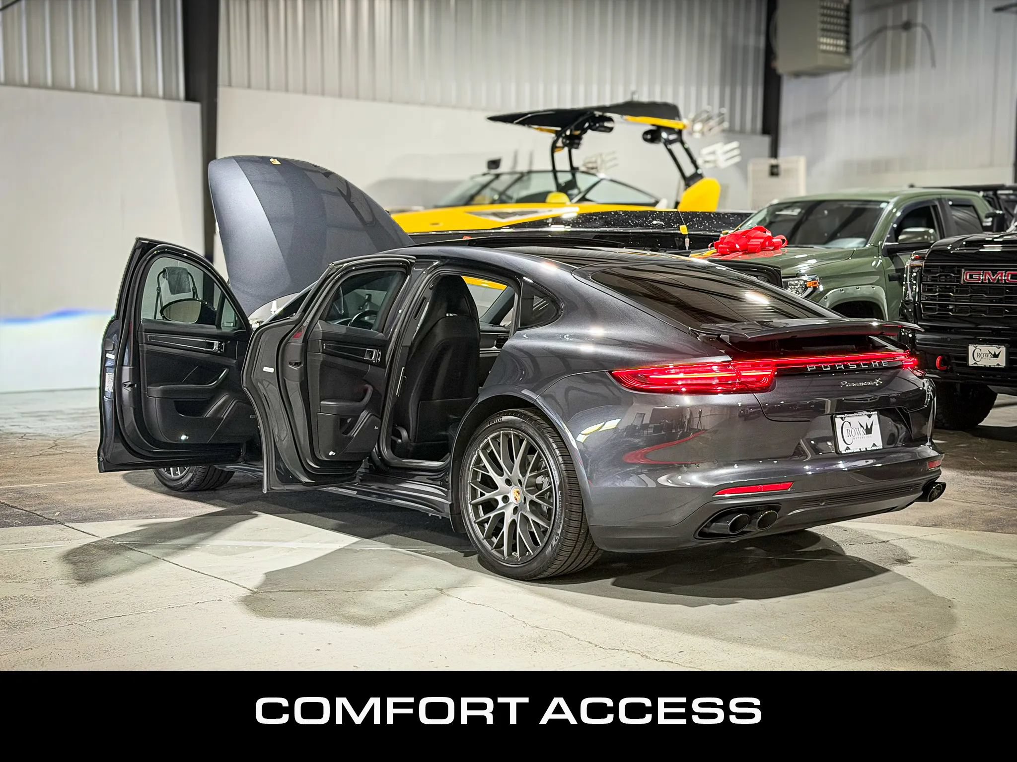 Used 2020 Porsche Panamera 4S w/ Premium Package Plus AWD/4WD image 33