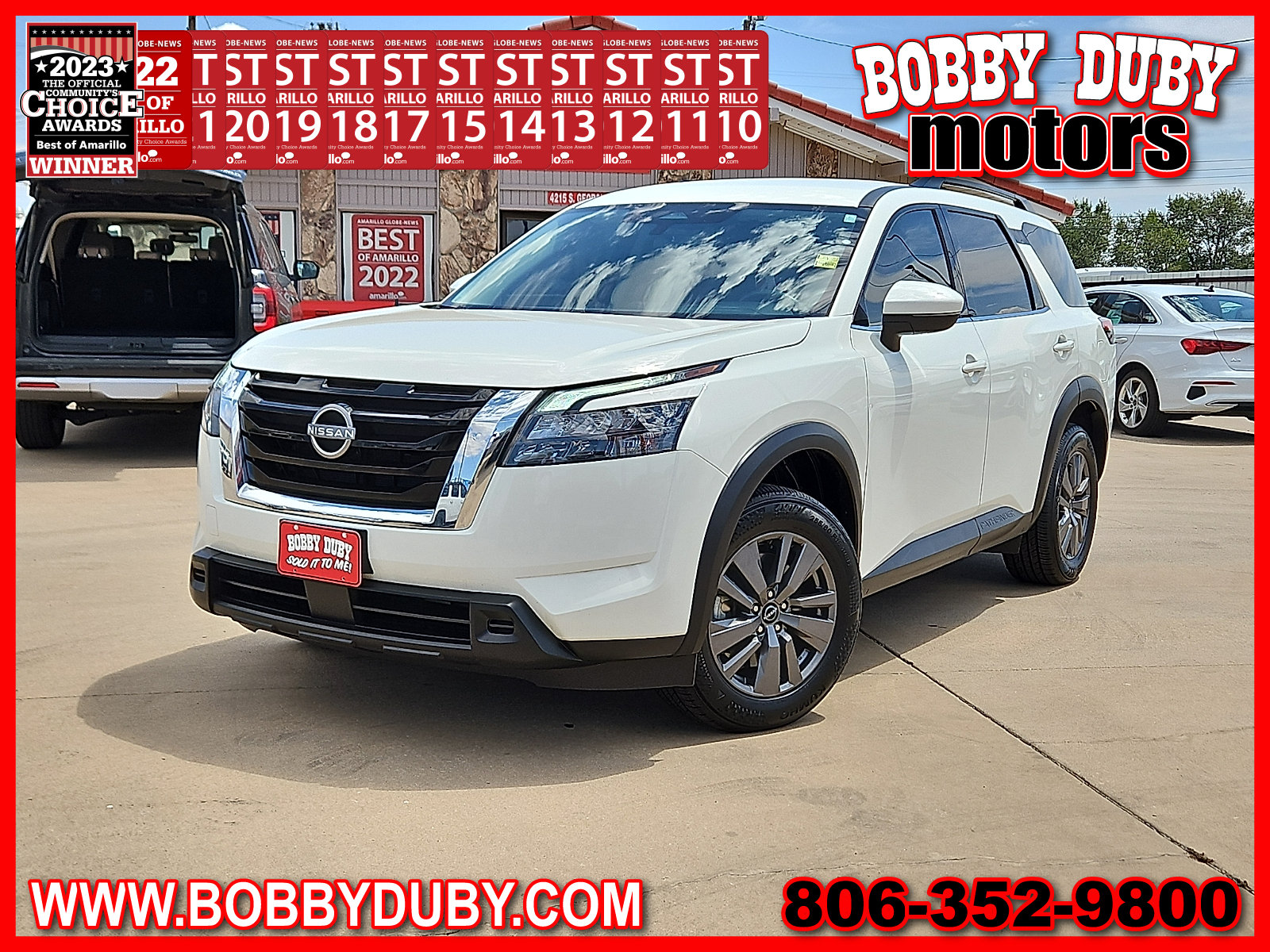 Used 2024 Nissan Pathfinder SV FWD image 1