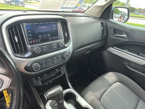 Used 2021 Chevrolet Colorado LT w/ Fleet Safety Package image 27