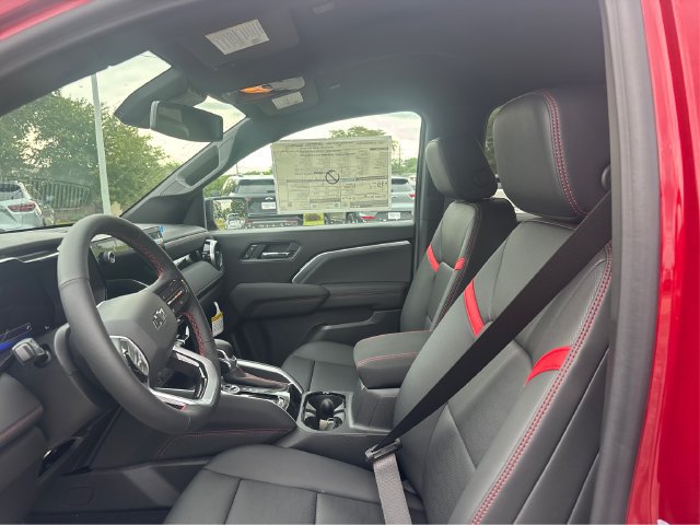 New 2026 Chevrolet Colorado Z71 w/ Technology Package AWD/4WD image 9