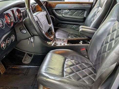 Used 2006 Bentley Arnage T image 29