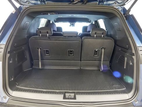 New 2026 Chevrolet Traverse LT w/ LPO, Floor Liner Package FWD image 20