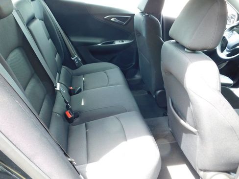 Used 2025 Chevrolet Malibu LT FWD image 5