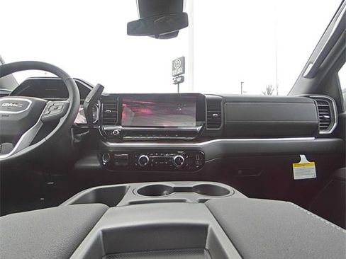 New 2026 GMC Sierra 1500 Elevation image 25