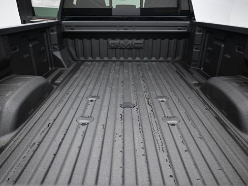 New 2026 GMC Sierra 3500 SLE image 25
